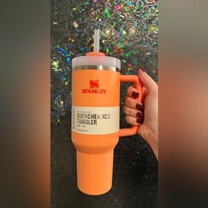 Stanley 40oz Nectarine